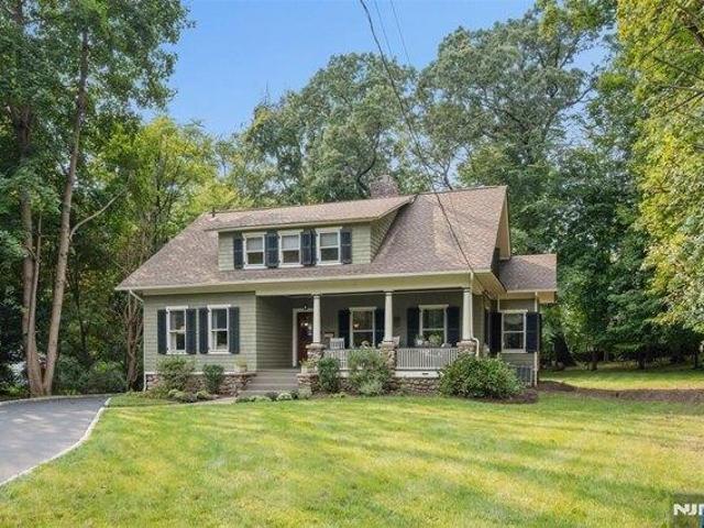 4 bedroom, Glen Rock NJ 07452 105829384