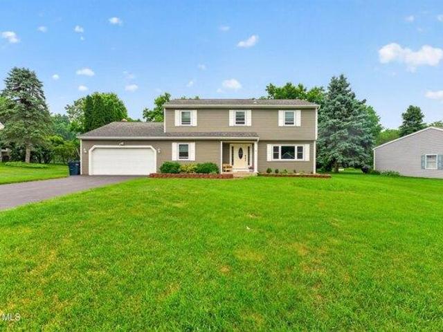 4 bedroom, Glenville NY 12302 105320228
