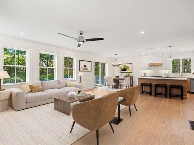 4 bedroom, Gloucester MA 01930 105426494