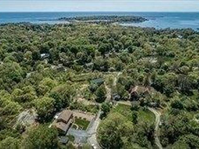 4 bedroom, Gloucester MA 01930 105495606