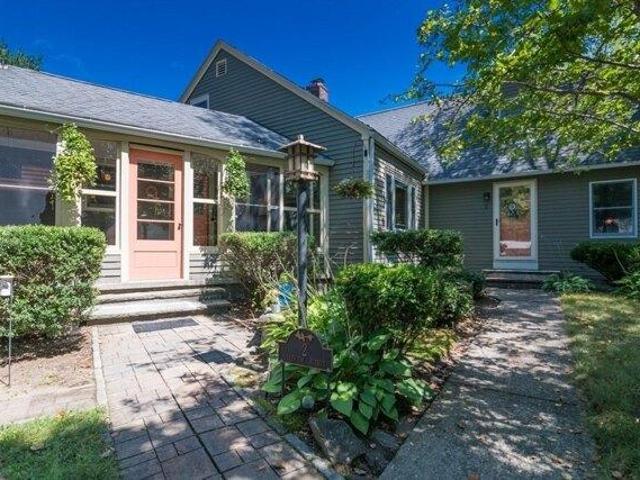 4 bedroom, Granby MA 01033 105365058