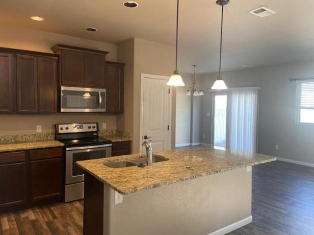 4 bedroom, Grand Junction CO 81505 105181956