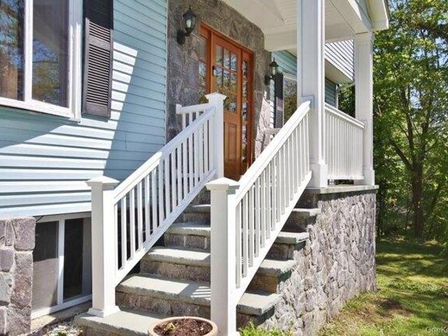 4 bedroom, Granite Springs NY 10527 105292113