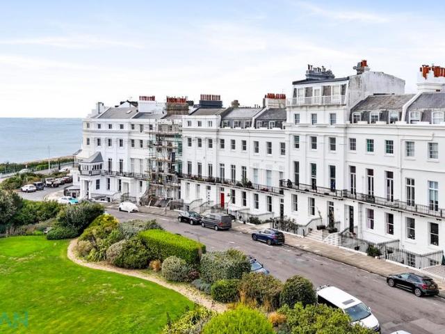 4 bedroom ground flat for sale