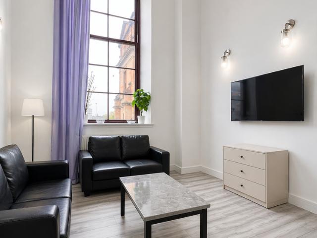 4 bedroom ground floor maisonette to rent