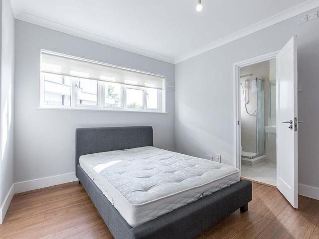 4 bedroom flat to rent