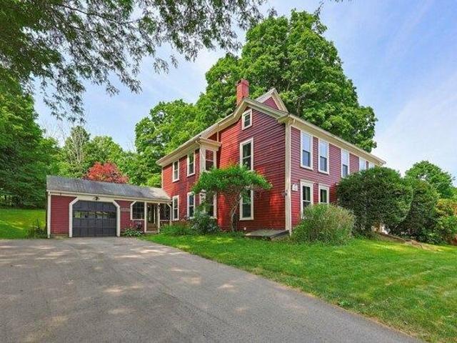 4 bedroom, Groveland MA 01834 105442725