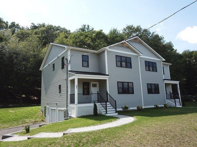 4 bedroom, Groveland MA 01834 105473937