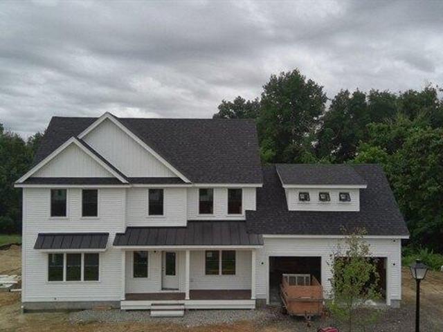 4 bedroom, Groveland MA 01834 105560107