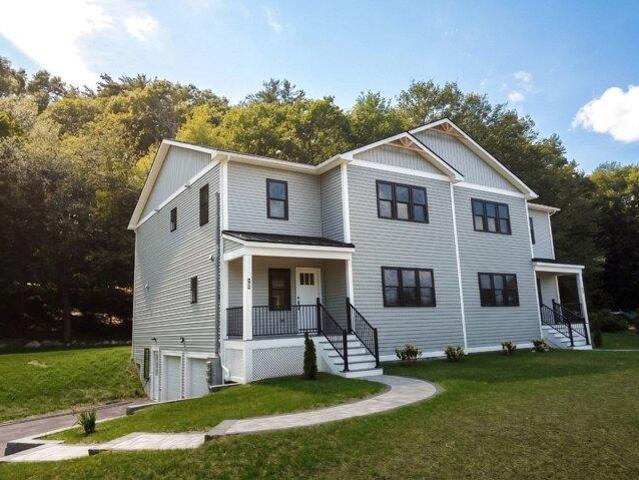 4 bedroom, Groveland MA 01834 105578865