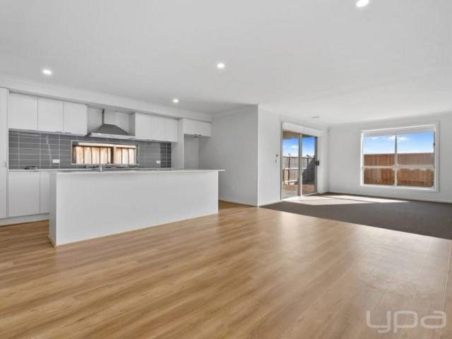 4 BEDROOM DOUBLE STORY HOME