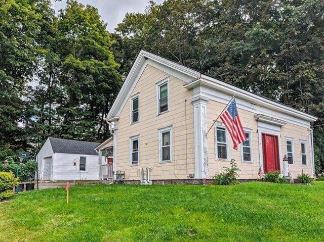 4 bedroom, Douglas MA 01516 105587443