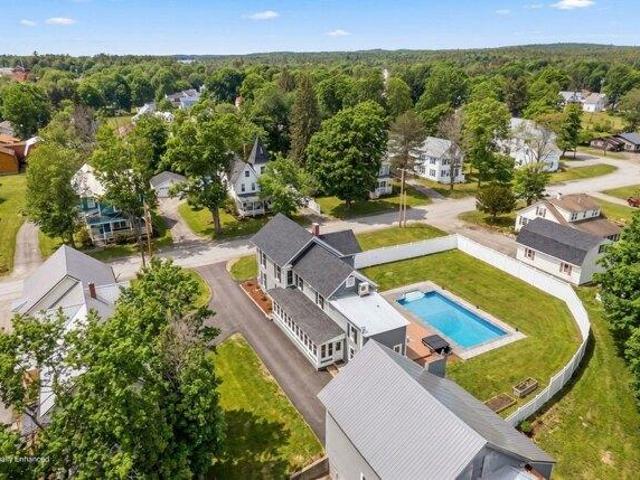 4 bedroom, Dover Foxcroft ME 04426 105515571