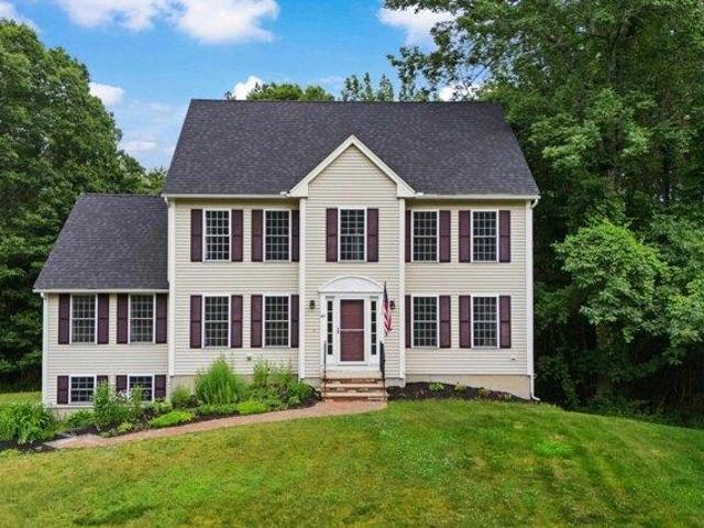 4 bedroom, Dover NH 03820 105384797