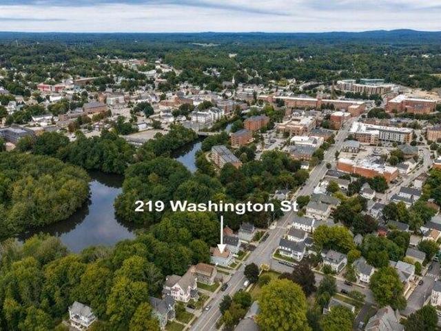 4 bedroom, Dover NH 03820 105496623
