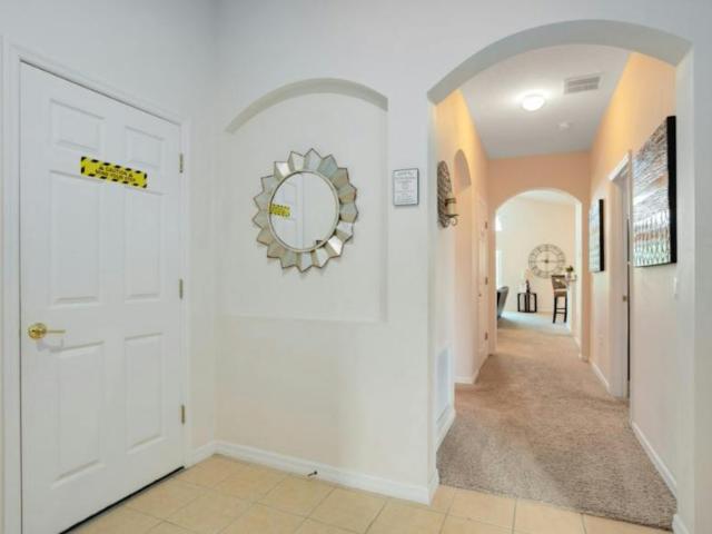 4 bedroom, Davenport Davenport 33897 7734 LS103960339