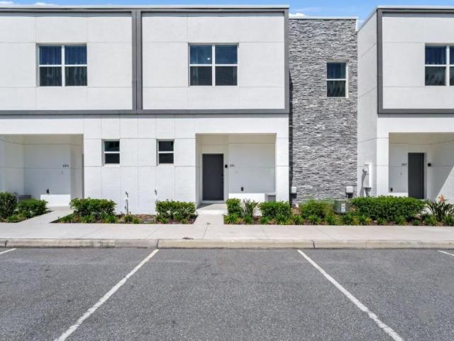 4 bedroom, Davenport FL 33896 105902584