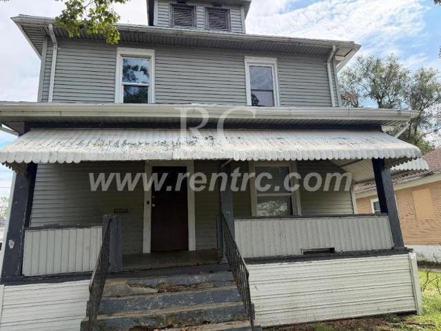 4 bedroom, Danville IL 61832 LS105522514