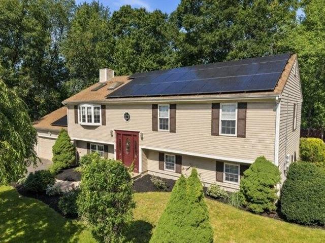 4 bedroom, Dartmouth MA 02747 105532923