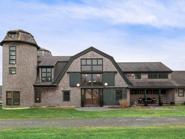 4 bedroom, Dartmouth MA 02748 105648086