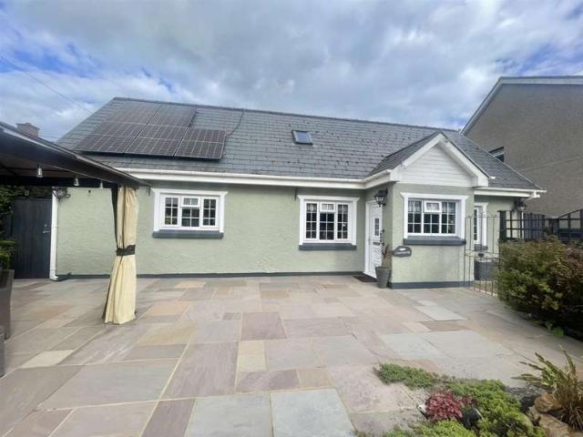 4 Bedroom Detached Bungalow