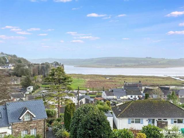 4 Bedroom Detached Bungalow