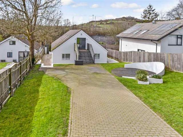 4 Bedroom Detached Bungalow