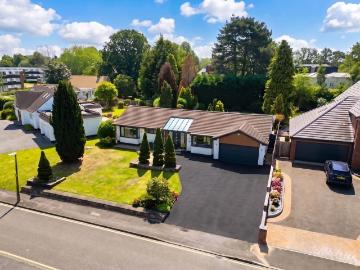 4 bedroom detached bungalow for sale
