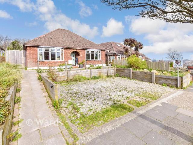 4 bedroom detached bungalow for sale