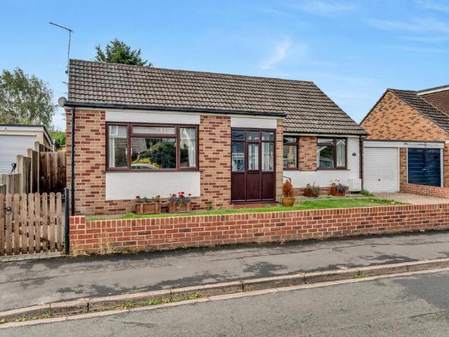 4 bedroom detached bungalow for sale