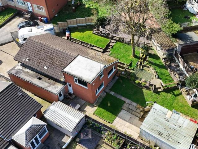 4 bedroom detached bungalow for sale