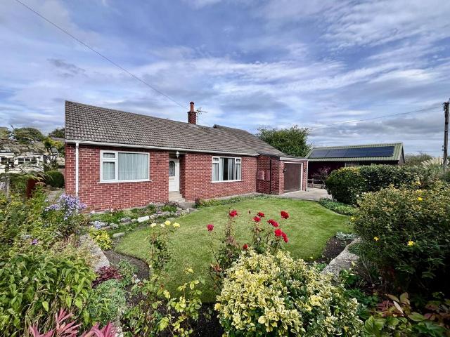 4 bedroom detached bungalow for sale