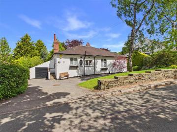 4 bedroom detached bungalow for sale