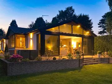 4 bedroom detached bungalow for sale