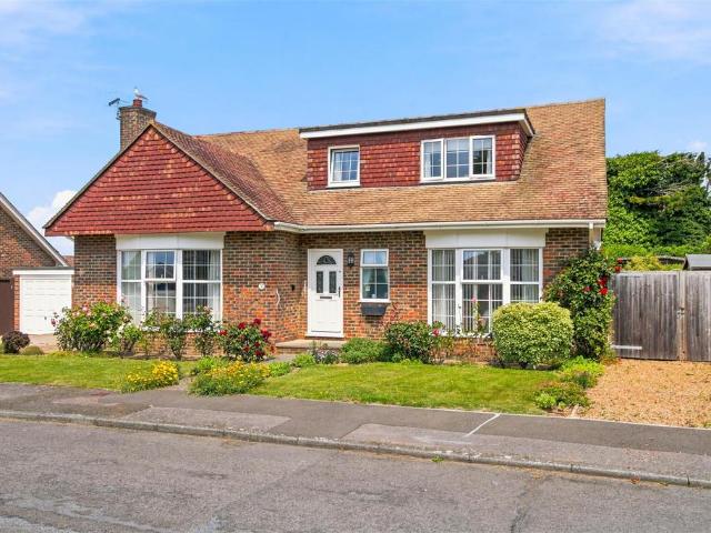 4 bedroom detached bungalow for sale