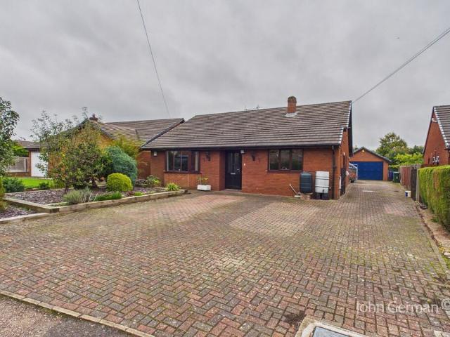 4 bedroom detached bungalow for sale
