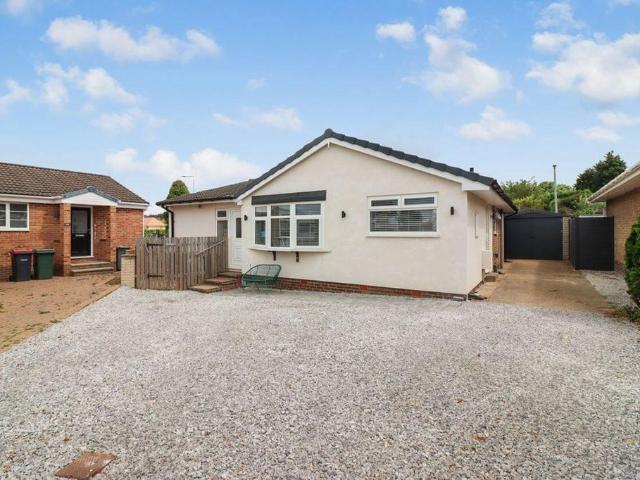 4 bedroom detached bungalow for sale