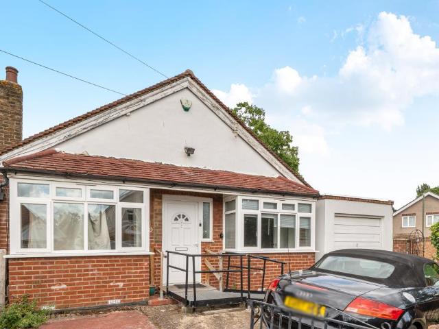 4 bedroom bungalow for sale