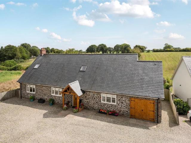 4 bedroom detached bungalow for sale