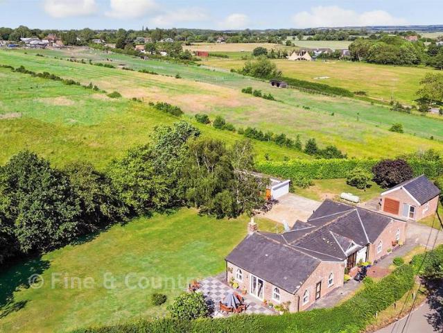 4 bedroom detached bungalow for sale