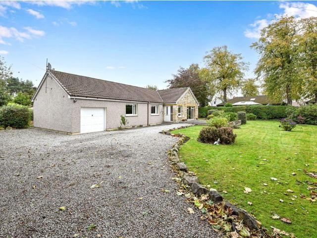 4 bedroom detached bungalow for sale
