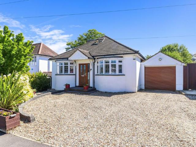 4 bedroom detached bungalow for sale