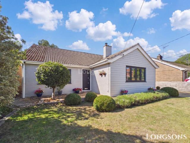 4 bedroom detached bungalow for sale