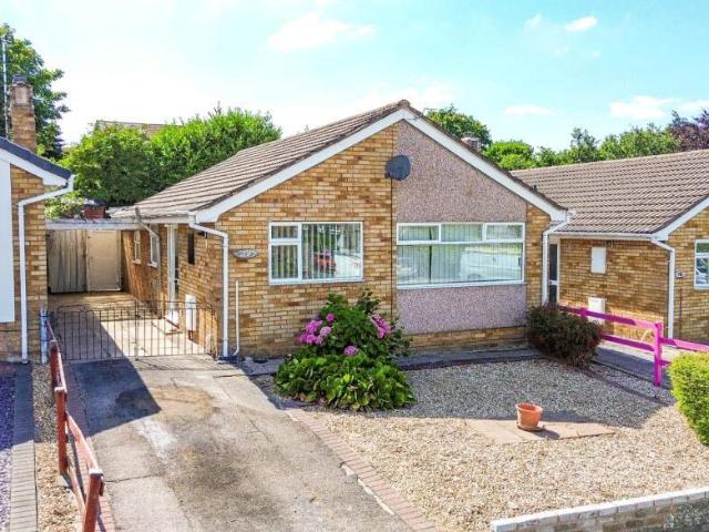 4 bedroom detached bungalow for sale