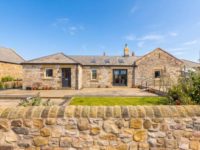 4 bedroom detached bungalow for sale