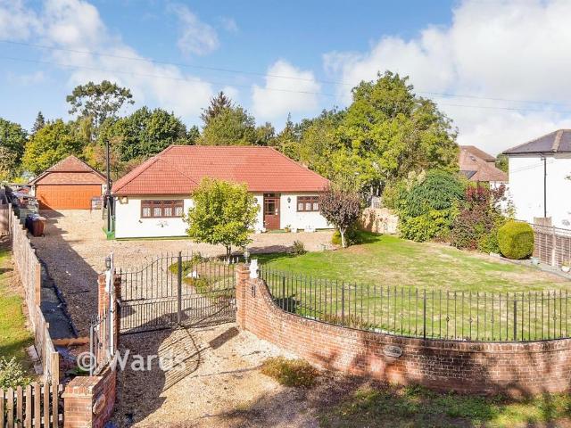 4 bedroom detached bungalow for sale