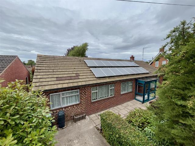 4 bedroom detached bungalow for sale