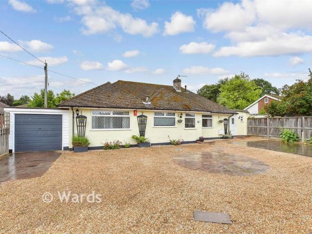 4 bedroom detached bungalow for sale