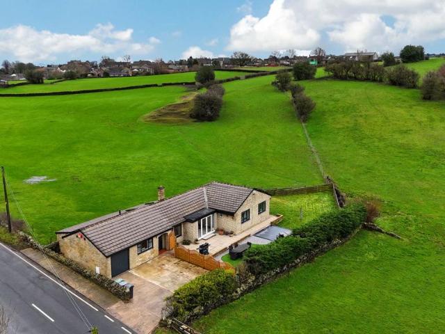 4 bedroom detached bungalow for sale