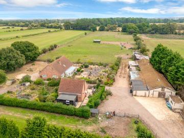 4 bedroom detached bungalow for sale